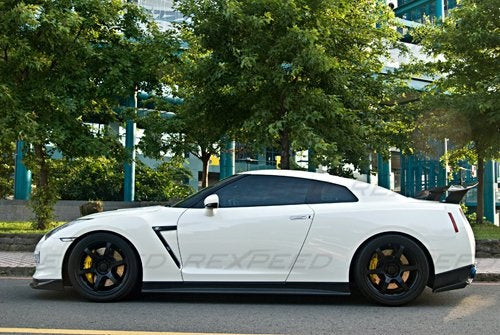 Rexspeed  GTR R35 Rear Bumper Extensions