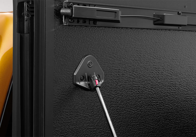 Extang 05-20 Nissan Frontier (5 ft) (with factory side bed rail caps only) Xceed
